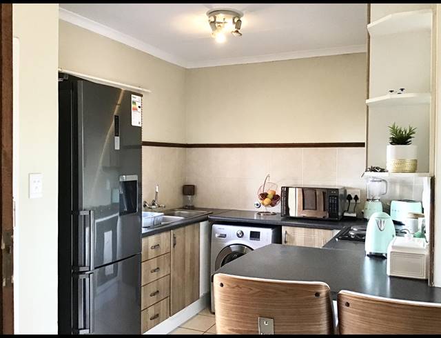 2 BEDROOM APARTMENT TO LET IN MOOIKLOOF RIDGE